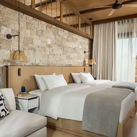 Hotel One And Only Aesthesis